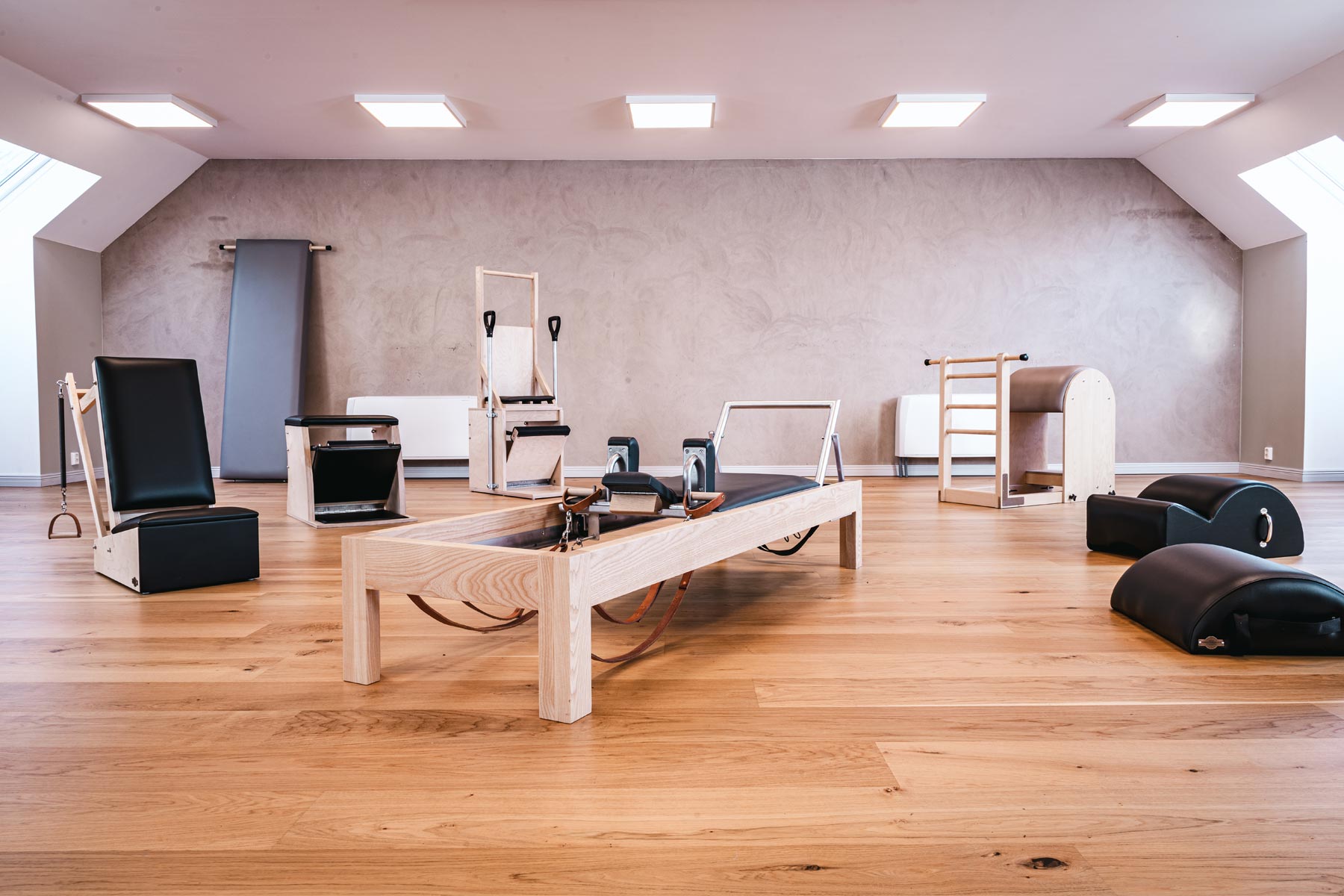 POSH Boston Tower Reformer